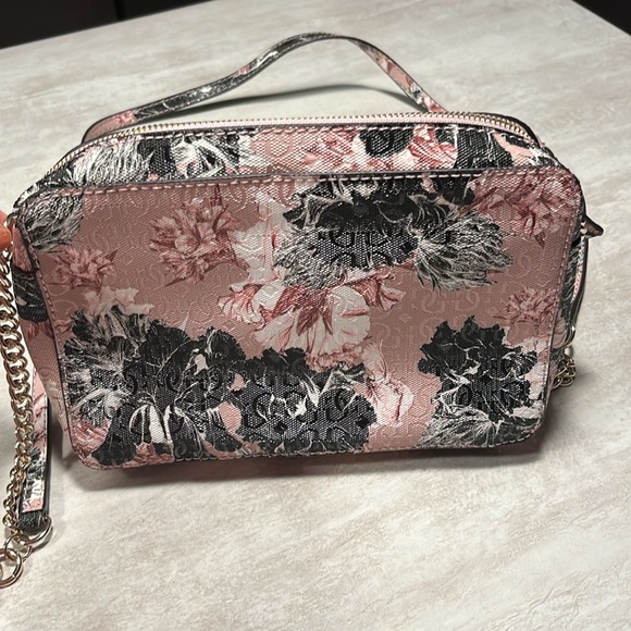 NWOT Guess Halley Floral 3 Bag/Wallet Set - Picture 7 of 10